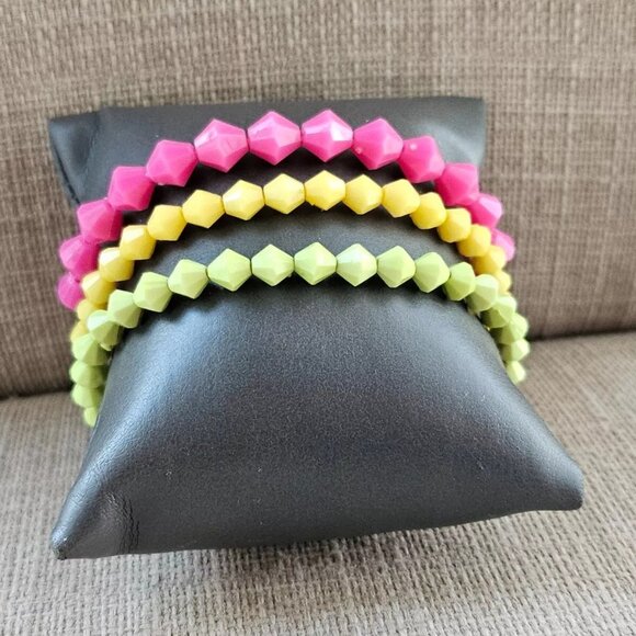 Women Bracelet Pink/Yellow/Green Beads Stretched Wrist Band Fashion Jewelry X 3 - Picture 8 of 11